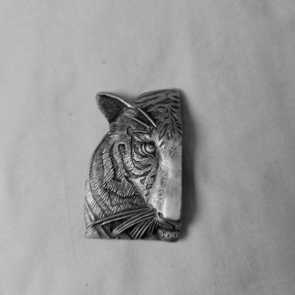Vintage‎ JJ Pewter Tiger Face Pin Brooch Wildlife Jewelry Detailed Animal Design - Picture 3 of 5